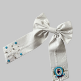 White Carriage-Girls Hair Bow